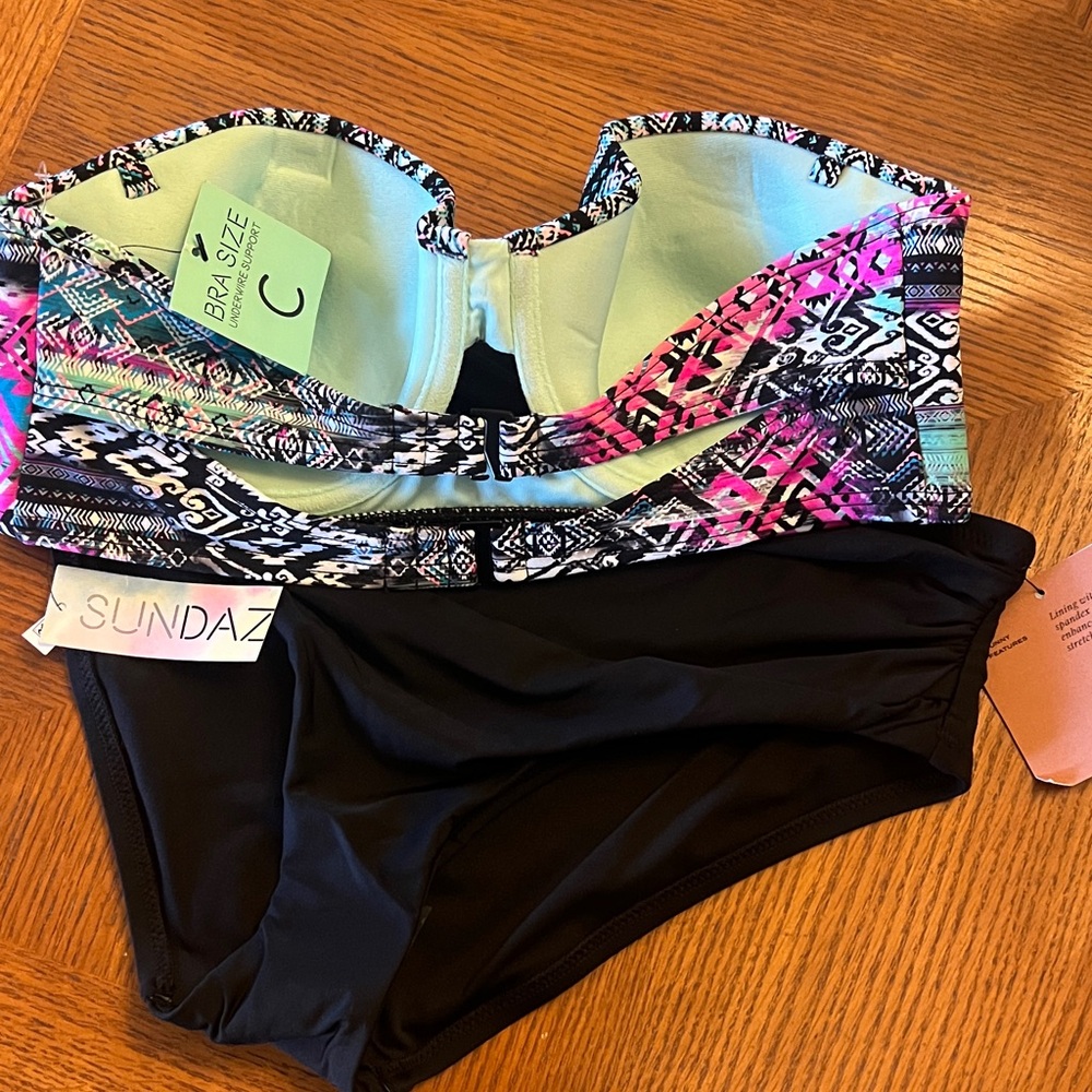 Vibrant Patterned Strapless Bikini Set. 34c / Med… - image 2